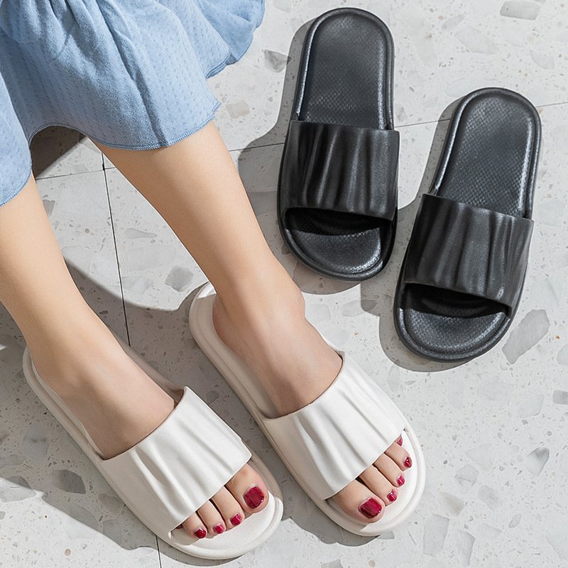 Dép lê nữ quai ngang quai nhăn chất liệu cao su siêu êm mềm phong cách đi chơi đi biển A105 Warm&amp;Cute