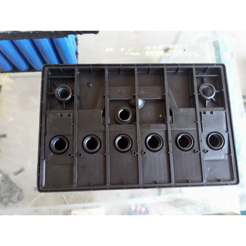Vỏ bình axit chế ắc quy lithium mẫu 1