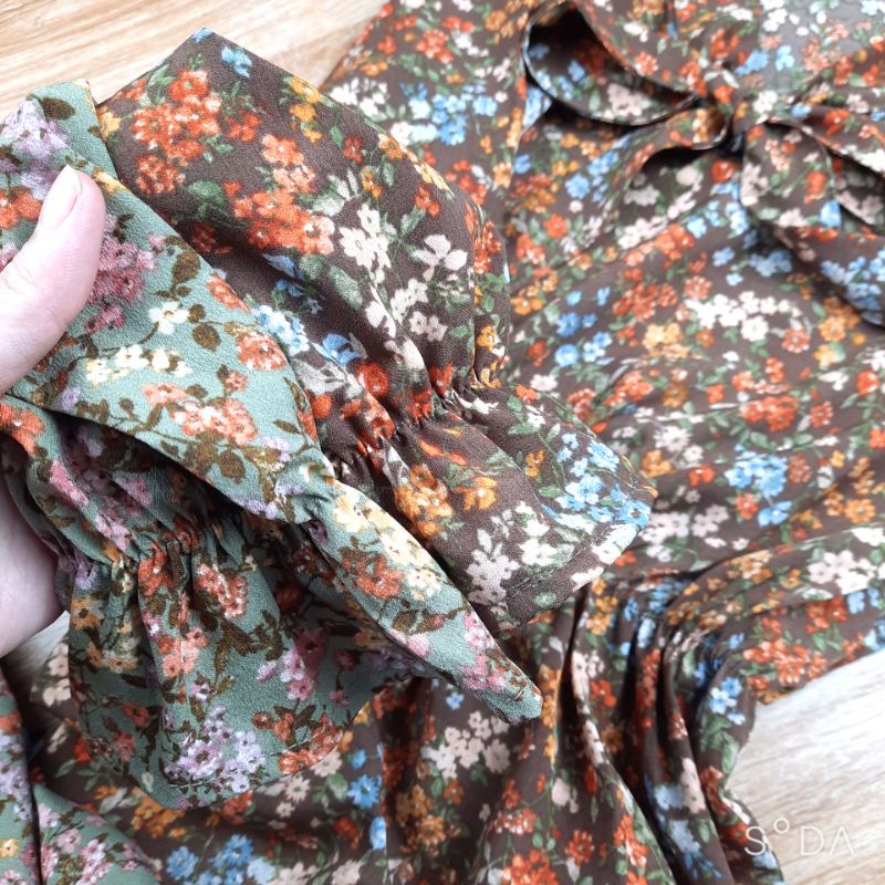 Váy hoa nhí dáng dài vintage