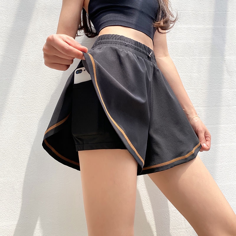 Quần Short Thể Thao Giả Hai Lớp Dáng Rộng Chống Nhòe Nhanh Khô Cho Nữ