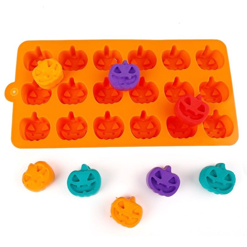 Khuôn Silicone Làm Bánh Kẹo 18 Ô Phong Cách Halloween