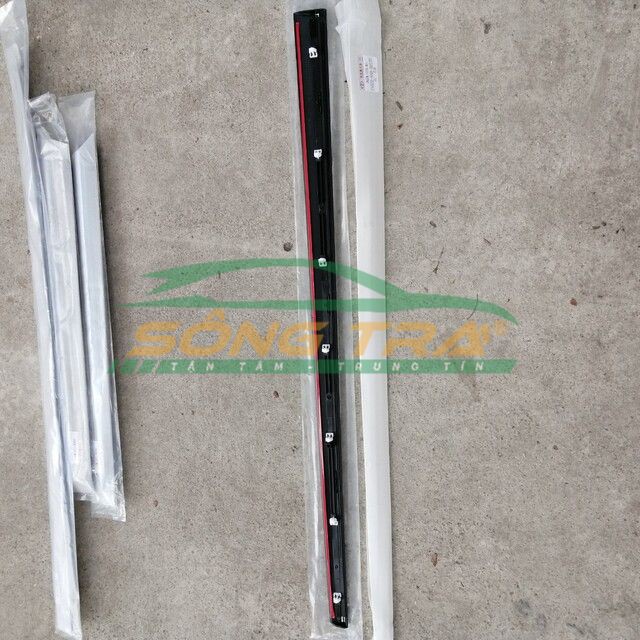 NẸP SƯỜN CÁNH CỬA HONDA CIVIC, ỐP SƯỜN CÁNH CỬA CIVIC