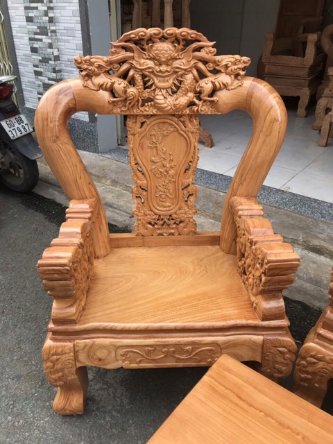Bàn ăn gõ đỏ