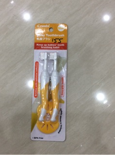 BÀN CHẢI ĐÁNH RĂNG TE BƯỚC 3