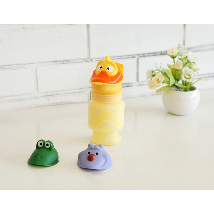 Bình đi tiểu cho bé Gái, bé Trai - Bình đi tiểu mini tiện lợi khi đi xe hơi, xe ôtô du lịch, nơi công cộng