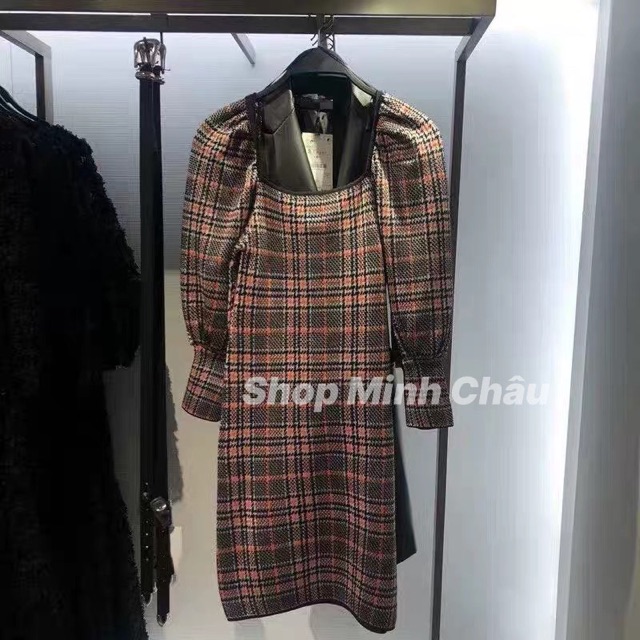 Váy mini kẻ Zaraaa dư sịn