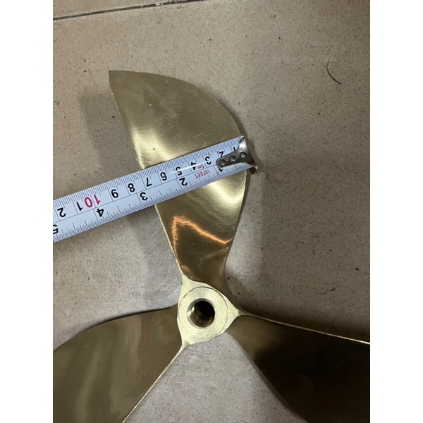 Chân vịt thau 3 tấc 2 chân vịt đồng thau 3 cánh chạy trái