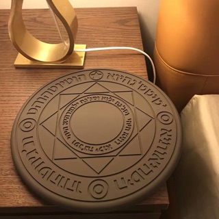 Sạc không dây Doctor Strange