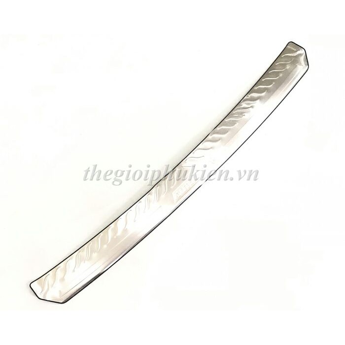 Ốp chống trầy cốp Mitsubishi Outlander – INOX