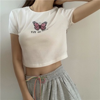 Áo croptop ôm hình