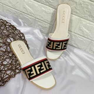 Dép quai ngang hót nhất