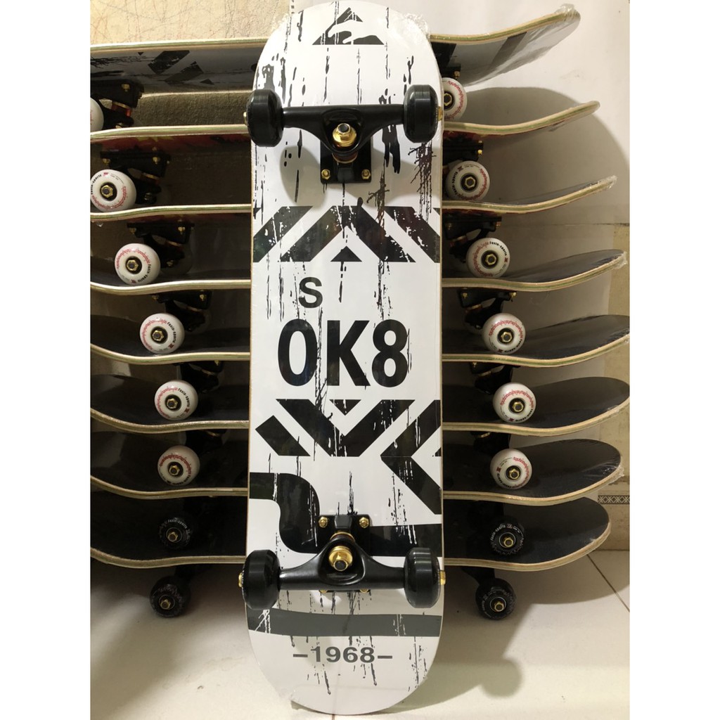 Ván Trượt Cao Cấp Mặt Nhám Đen Bánh Đục Mặt Dưới CÓ HÌNH CÁ TÍNH