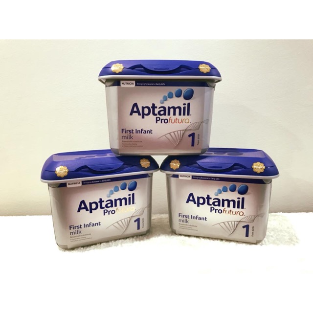 Sữa Aptamil Anh lùn hộp bạc số 1 (0-6 tháng) hàng air