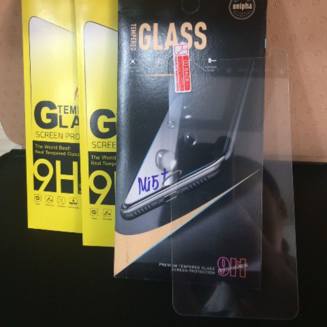 Combo 3 Kính Cường Lực + 1 Ốp Dẻo Silicon Cao Cấp Cho Xiaomi Mi 5 Plus