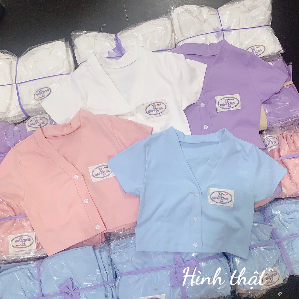 áo croptop cô tim cài nút thêu logo xinh