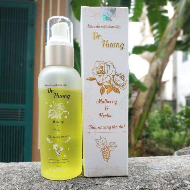 Sữa rửa mặt Dr.Hương Thanh_Mộc_Hương