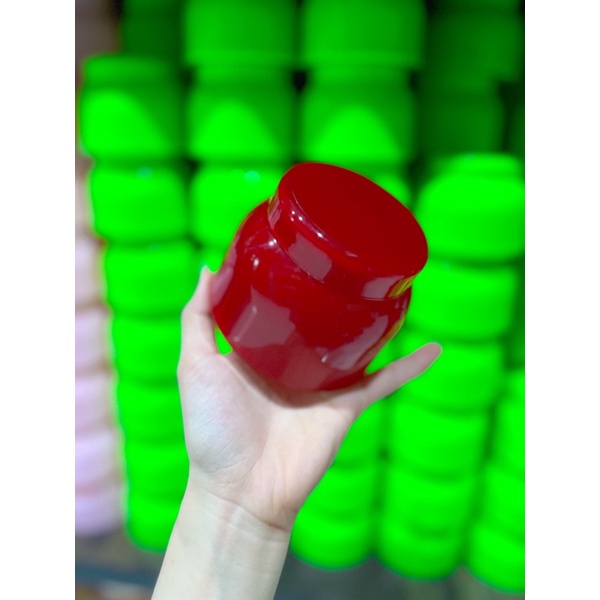 Hủ nhựa đựng kem 150g hình bầu tròn màu hồng phấn