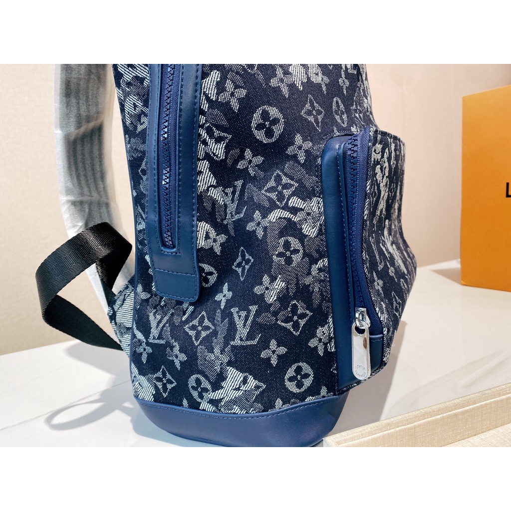 Louis Vuitton spot LV ba lô thể thao / túi thời trang / túi sang trọng dung lượng lớn / túi messenger