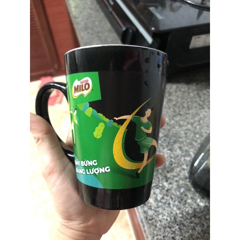 Ly sứ đỗi màu thần kỳ milo phiên bản giới hạn