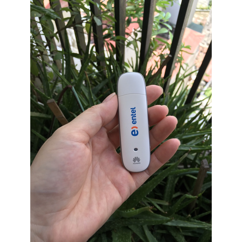 Dcom 3G Huawei E1750C, tốc độ 7,2 Mbps, hỗ trợ đổi IP- MAC, nghe gọi nhắn tin trên máy tính.