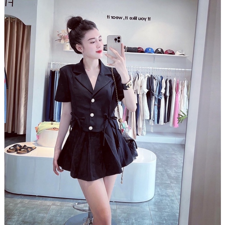 SET VEST ĐEN CRTOP DÂY NƠ EO MIX CHÂN VÁY XOÈ XẾP LY