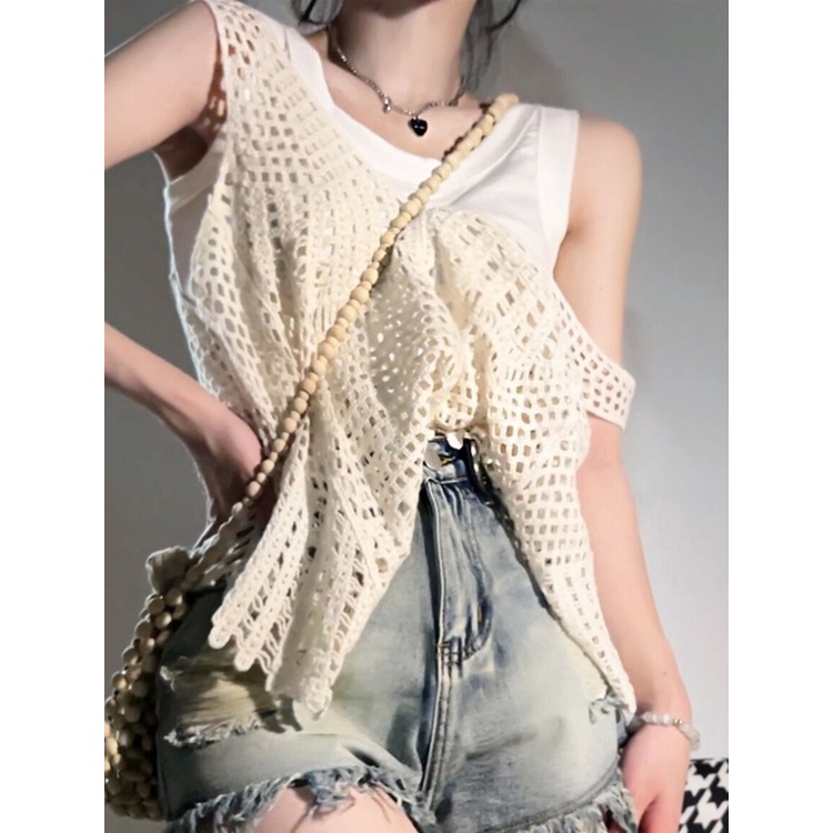 QKOOLE  Set Áo Lửng Hai Dây + Quần Ngắn Thời Trang Nữ crop top