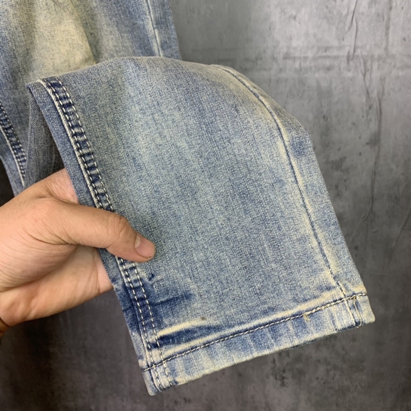 Quần jeans nam vá da thỏ SPF , ống côn , phong cách đường phố