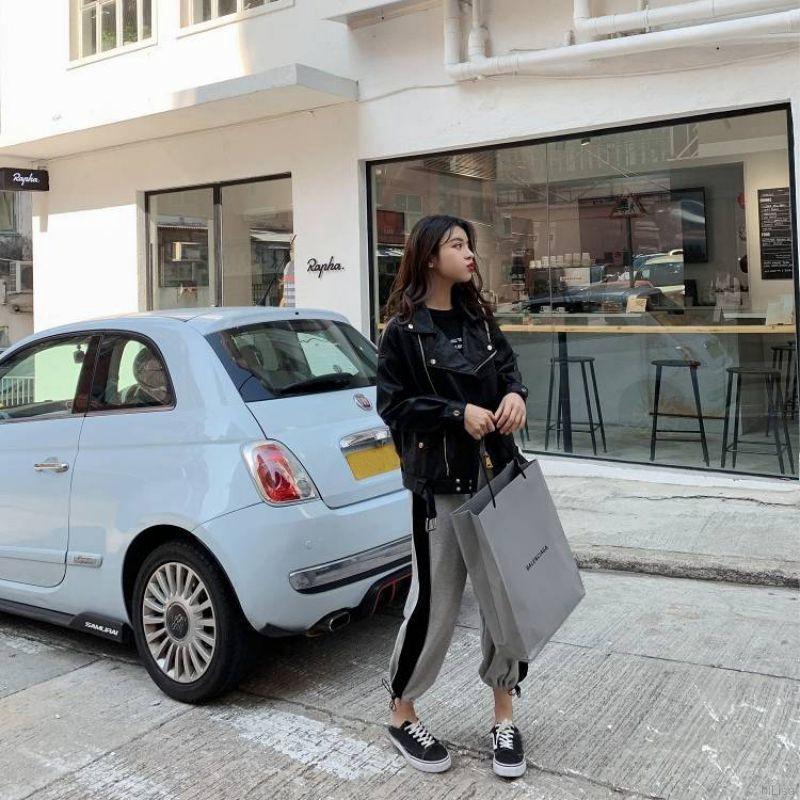 Quần dài phong cách thể thao năng động cá tính cho nữ | BigBuy360 - bigbuy360.vn