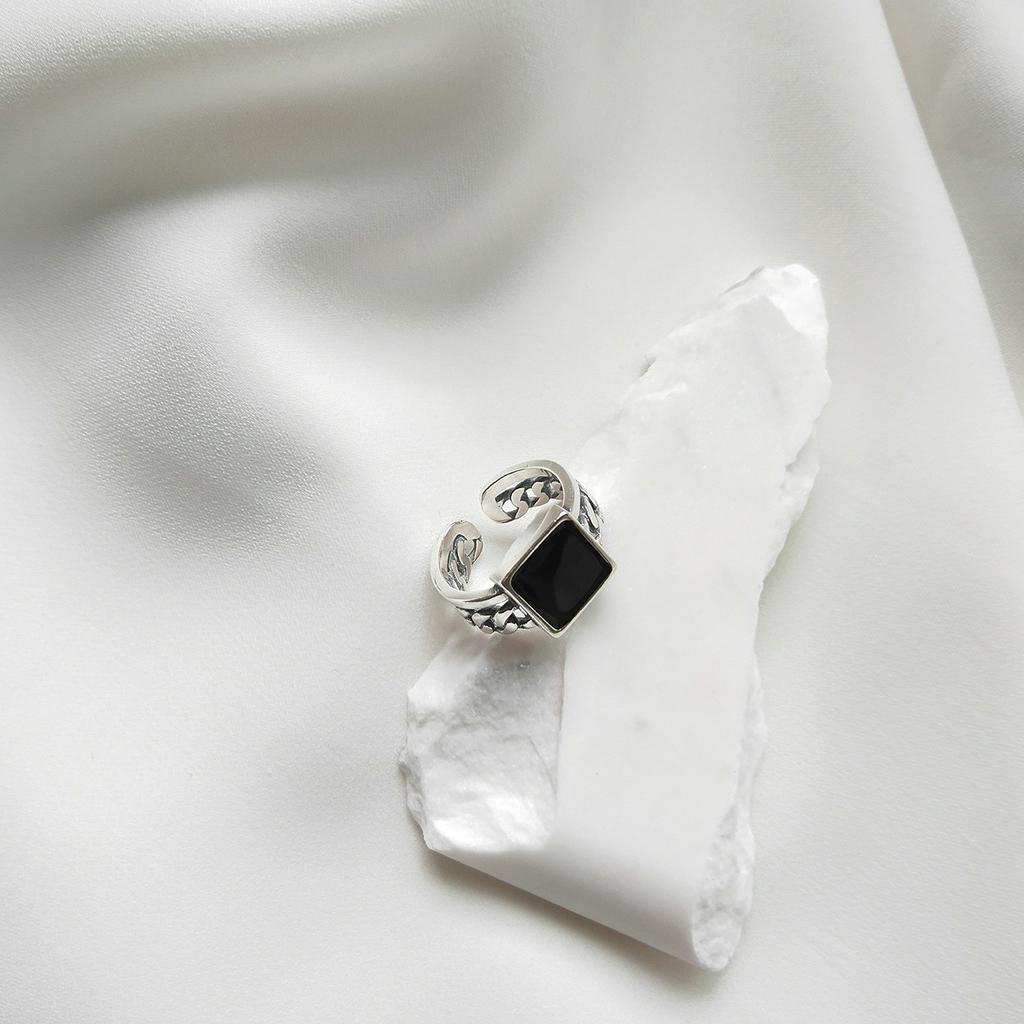 Nhẫn hở đính đá phong cách retro hiphop có thể điều chỉnh thời trang cá tính