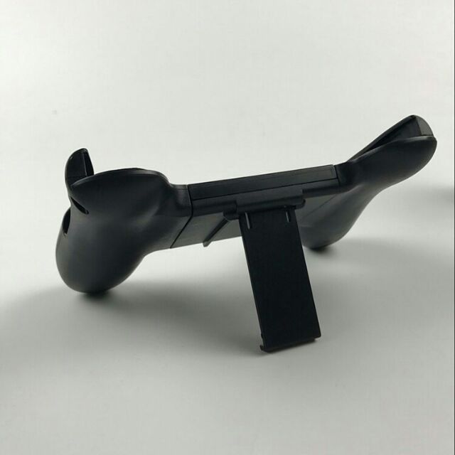 Kẹp điện thoại chợi Game,vừa các mày từ 4 đến 6.5in | BigBuy360 - bigbuy360.vn