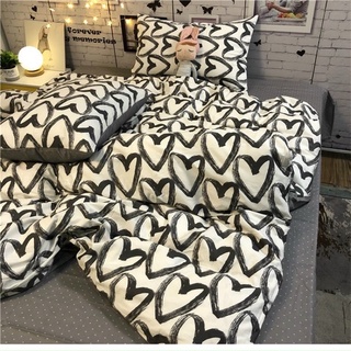 Bộ Chăn Ga Gối Cotton Poly Mẫu Tim Đen