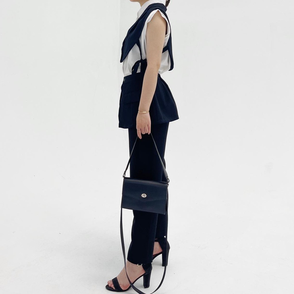 Modesty - Túi 2 kiểu dây Row Bag