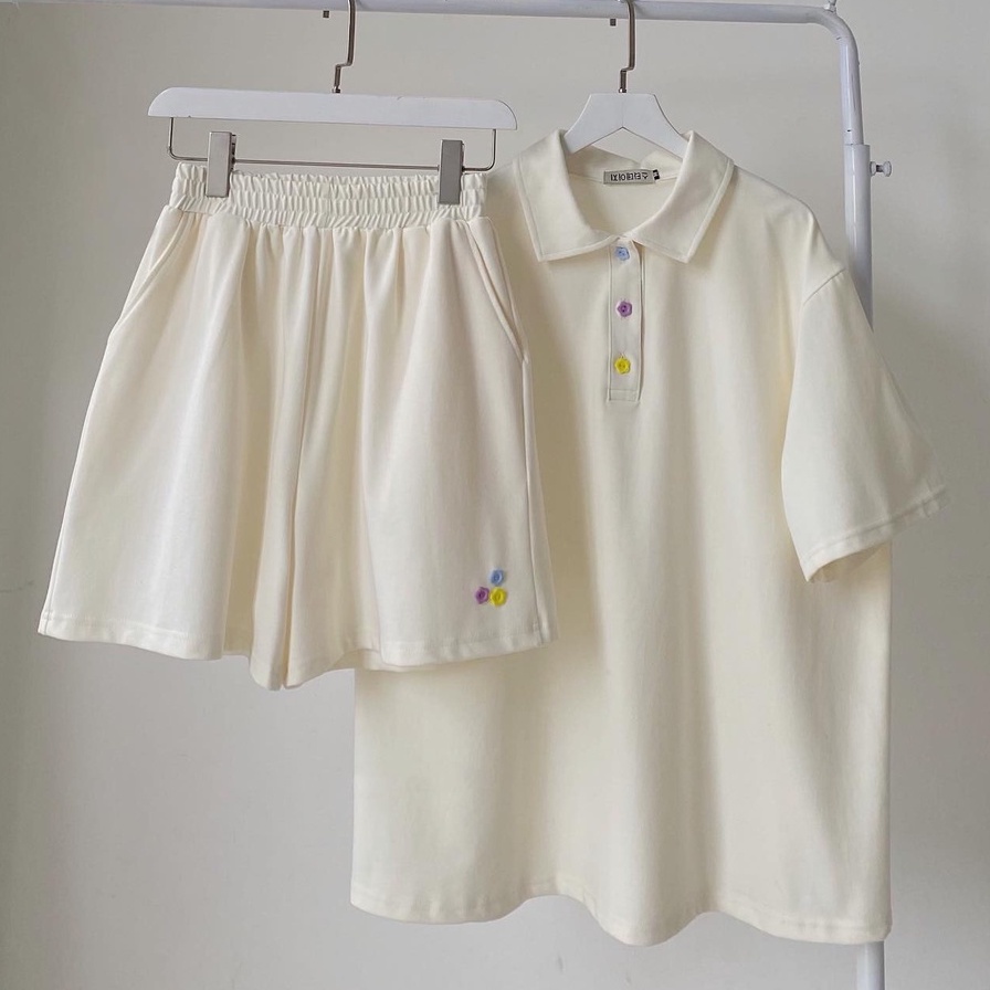 Đồ Bộ Nữ Cá Tính 3 Màu Xanh Trắng Đen Set Bộ Quần Short Áo Thun Nữ Fom Rộng Đính Nút Siêu Dễ Thương NOAL 8128 Và 10029
