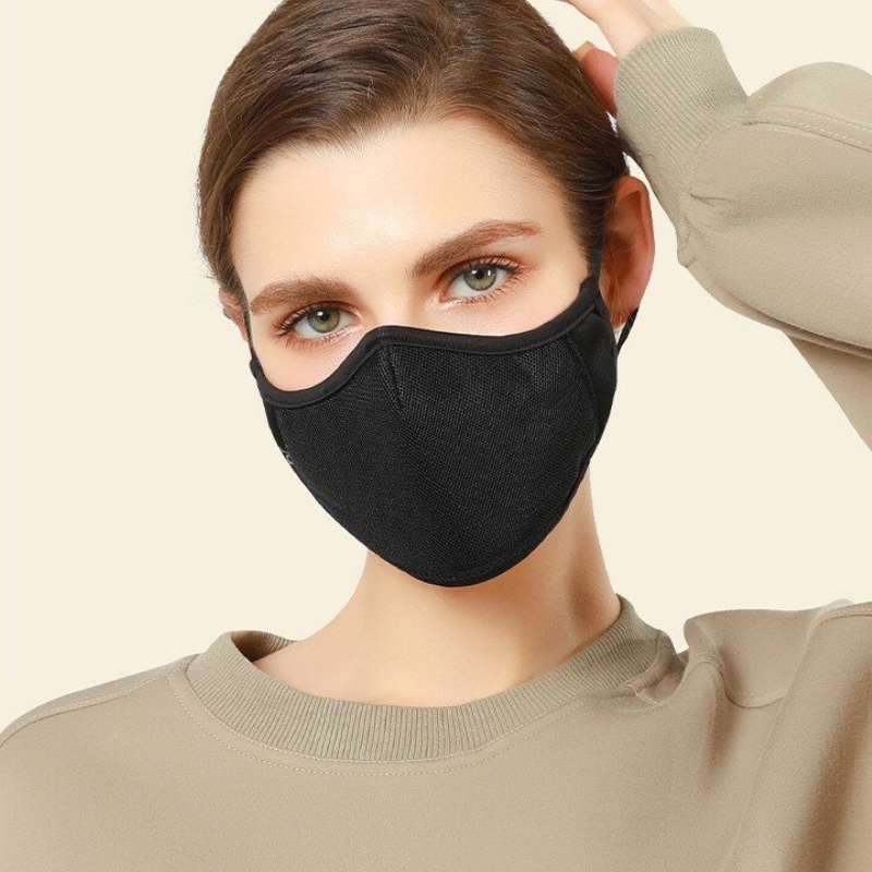 Khẩu trang 3d vải cao cấp kháng khuẩn, chống bụi mịn an toàn cho da nhạy cảm Golovejoy DKZ31