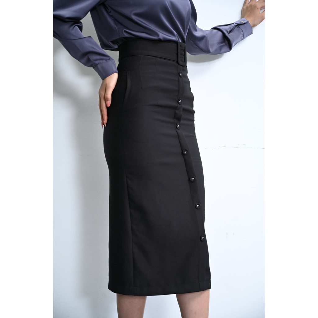 Chân váy Midi button MAIIMER có đai | BigBuy360 - bigbuy360.vn