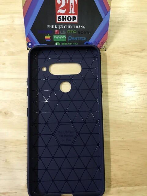ỐP LƯNG AUTO FOCUS LG V40 NHỰA MỀM, VÂN CARBON
