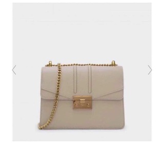 Túi xách Charles and Keith
