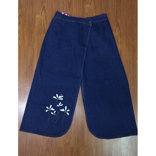 QUẦN CHỐNG NẮNG JEAN THÊU TAY