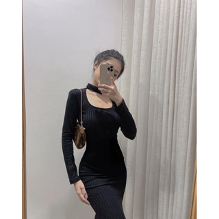 Đầm body cổ lọ hở ngực ( chất thun gân)