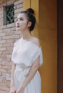 Đầm trễ vai/cột eo