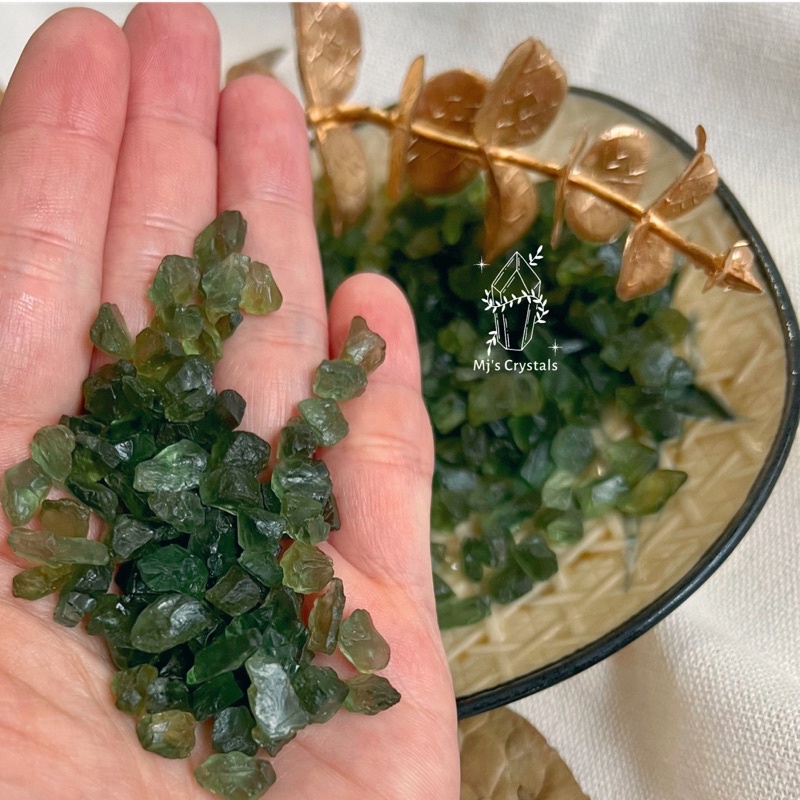 Đᴀ́ ᴛʜᴏ̂  GREEN APATITE Bʀᴀᴢɪʟ ᴍᴀ̀ᴜ xanh rêu  đᴇ̣ᴘ sᴜ̛ᴜ ᴛᴀ̂̀ᴍ, ʟᴀ̀ᴍ ʜᴀɴᴅᴍᴀᴅᴇ, ʀᴇɪᴋɪ, ᴛʜᴀɴʜ ᴛᴀ̂̉ʏ, ᴛʜɪᴇ̂̀ɴ đɪ̣ɴʜ