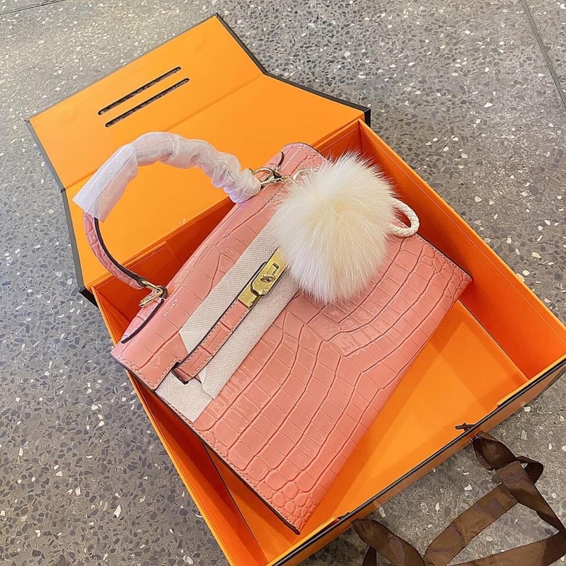 Túi xách nữ sz 21-25hàng full hộp , tặng kèm khăn lụa