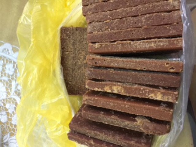 2kg đường phên giá sỉ ( đường mía thô Nghệ An. hình thật phía trong)