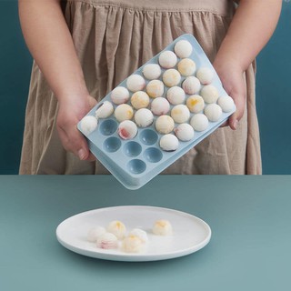 Khay đá tròn 33 viên Nhựa dẻo/cứng an toàn