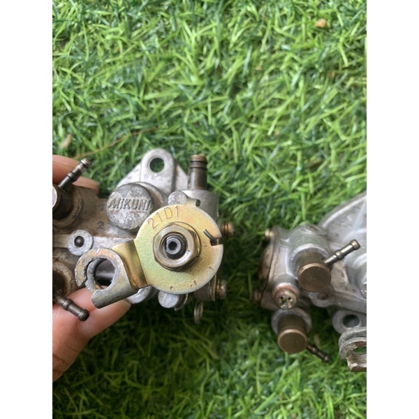 Bơm nhớt xipo zin 21D1 hàng rớt xe