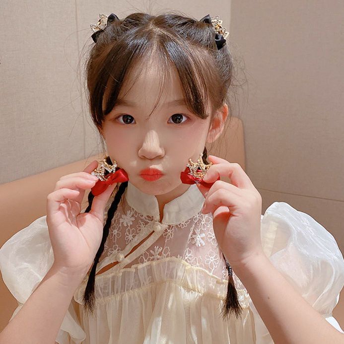 Kẹp Tóc Hình Vương Miện Nhỏ Nhắn Dễ Thương Cho Bé Gái