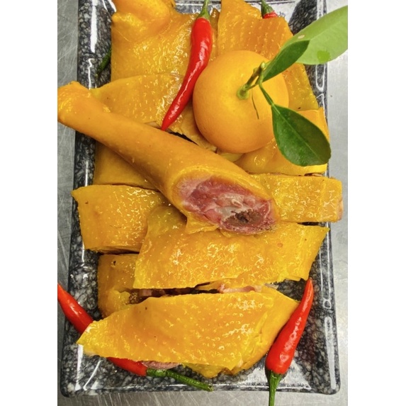 GÀ KHAY Ủ MUỐI