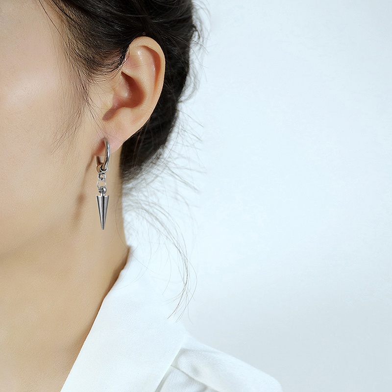 1 Bông Tai Tua Rua Bằng Titan Thời Trang Cho Nam &amp; Nữ dreamdiary