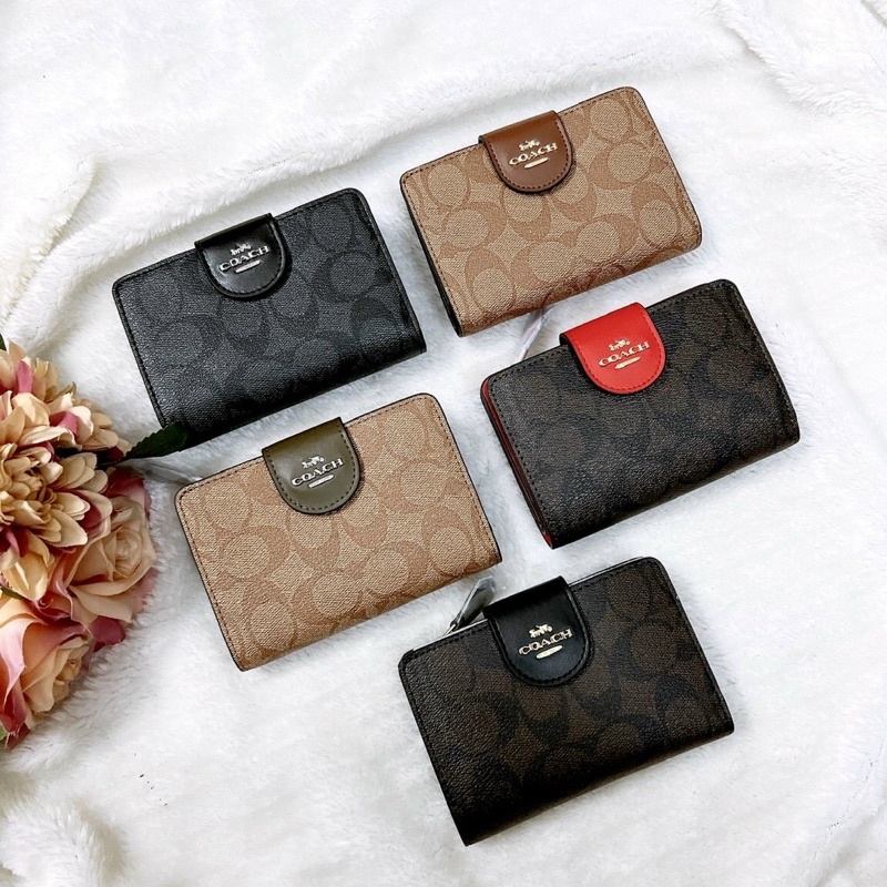 Ví khoá bấm nhiều ngăn