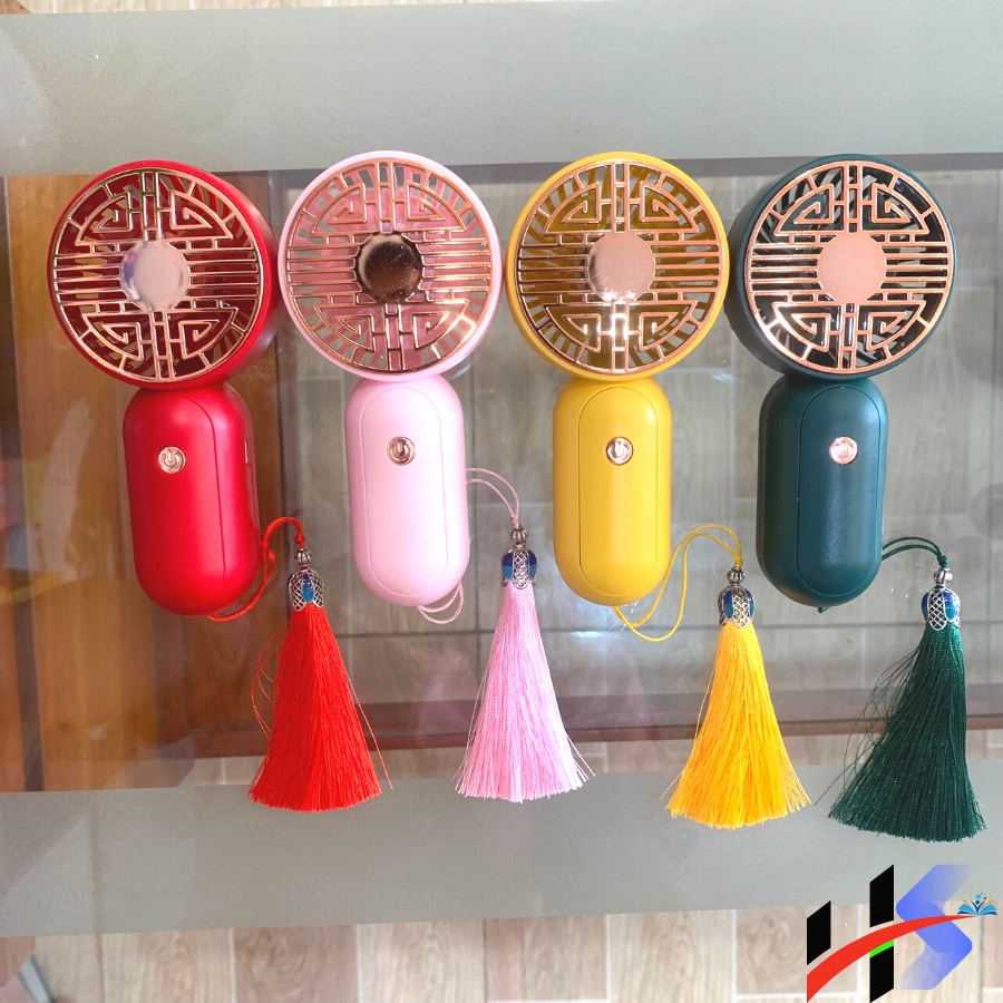 Quạt cầm tay mini Qcone PCX thiết kế dễ thương 4 cánh quạt, kèm 1 tấm che cánh quạt thay thế